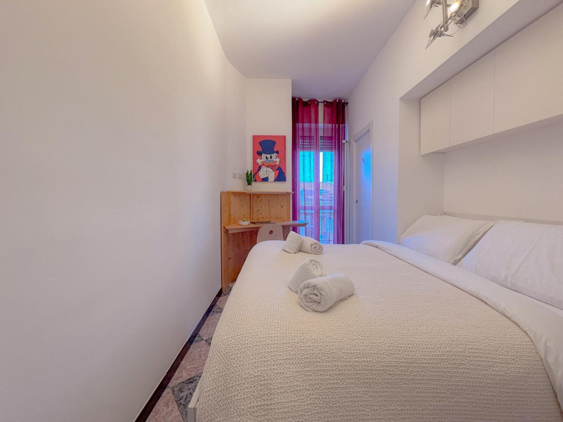 Spacious With Romantic Balcony And 2 Bathrooms Mailand