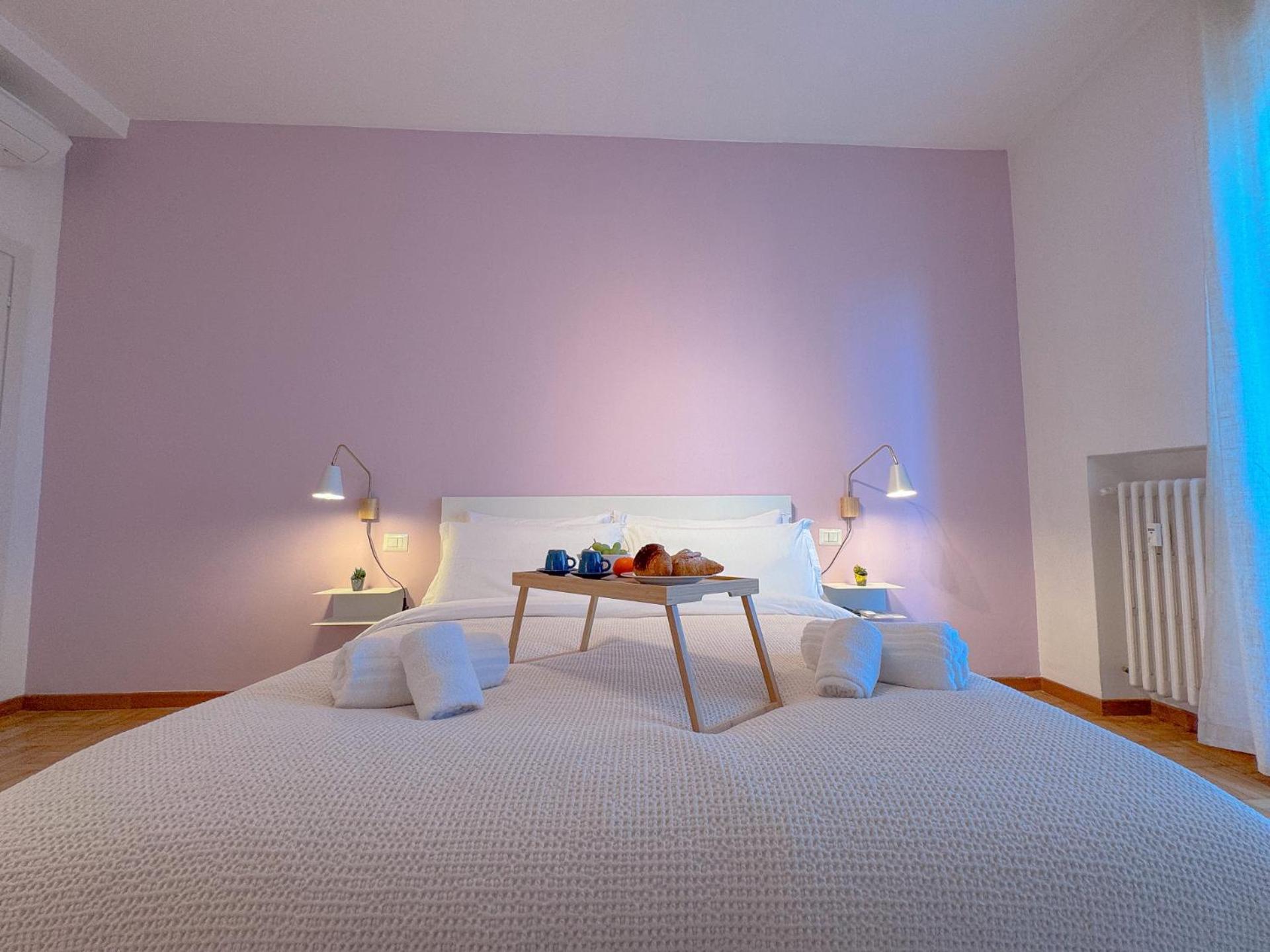 Spacious With Romantic Balcony And 2 Bathrooms * Mailand