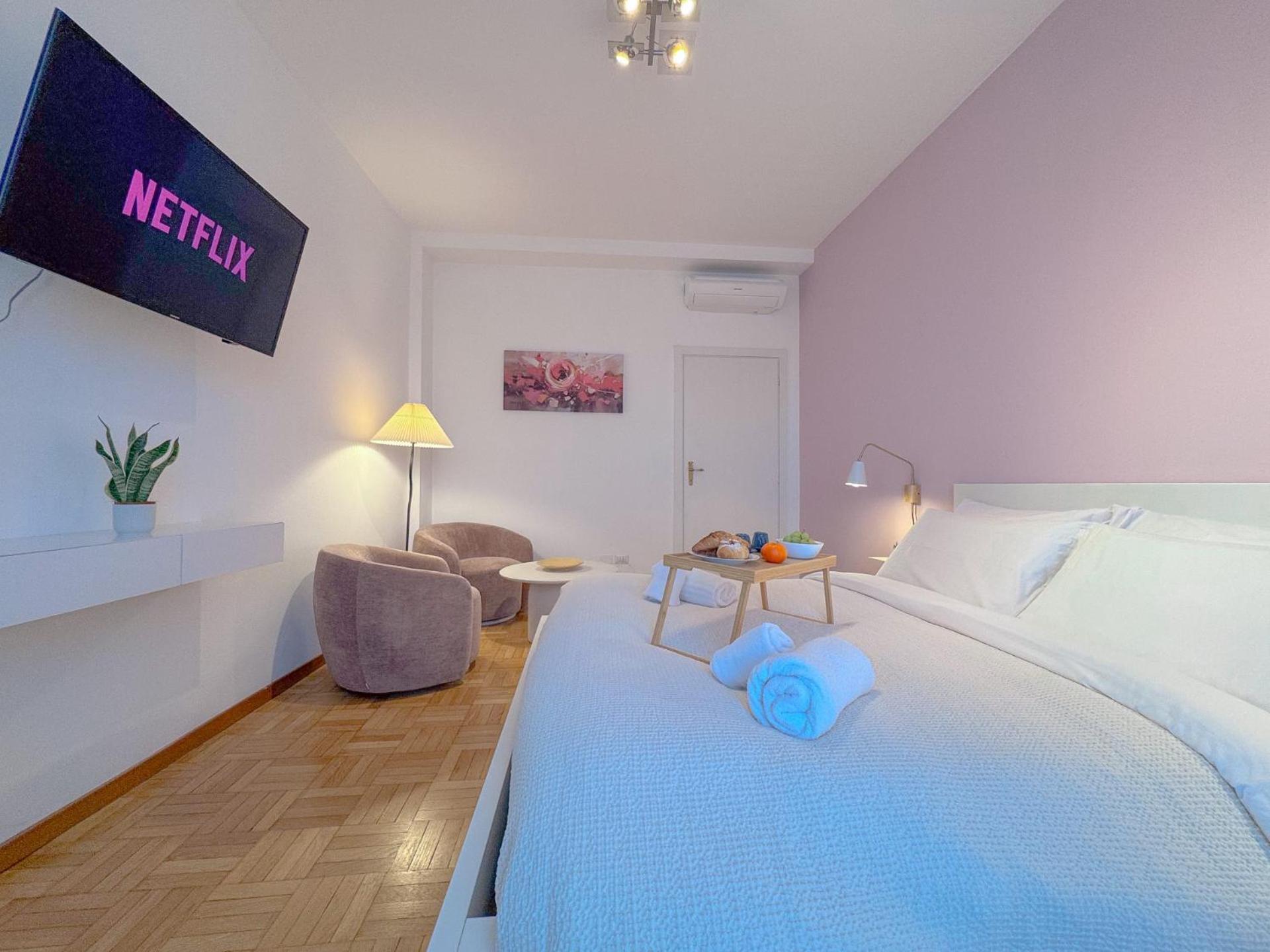 Spacious With Romantic Balcony And 2 Bathrooms * Mailand